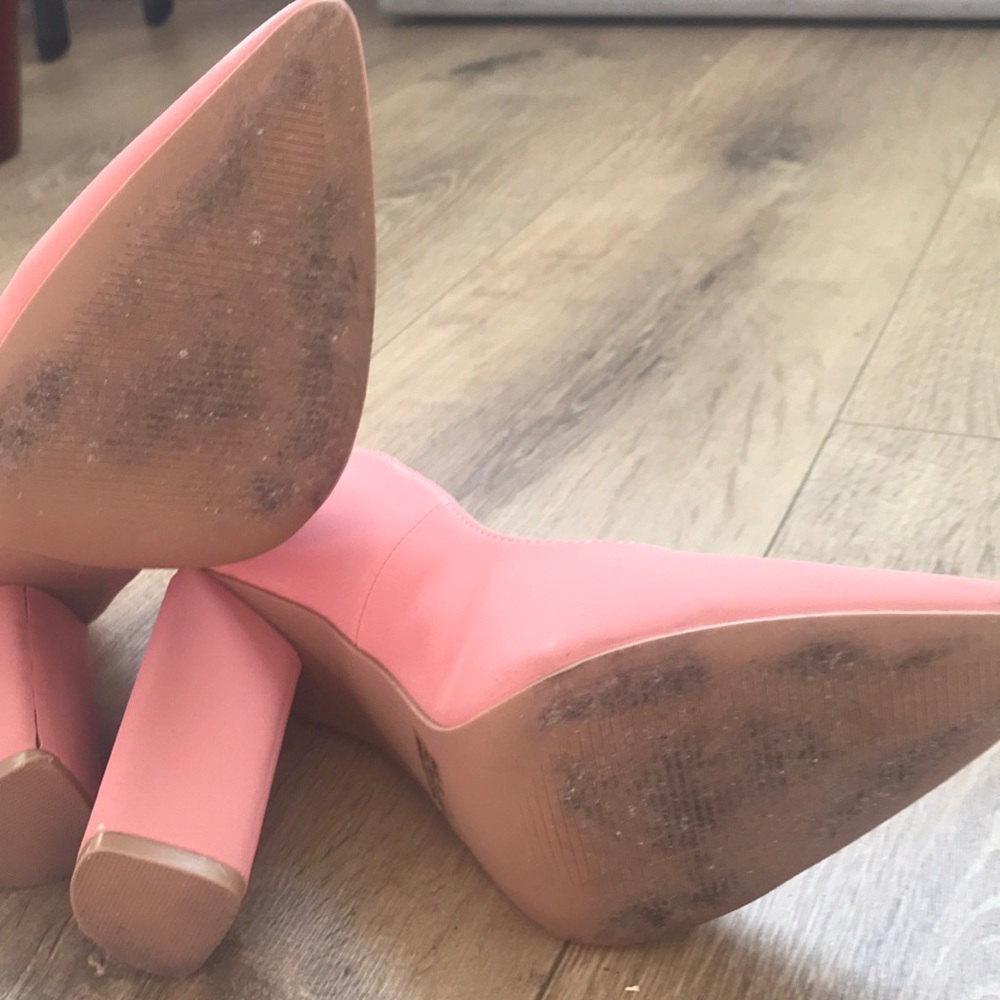 Pink heels - Picture 7 of 7